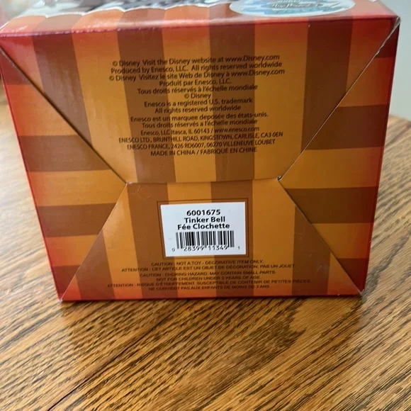 Disney’s showcase collection featuring miss Mindy vinyl - Picture 7 of 10